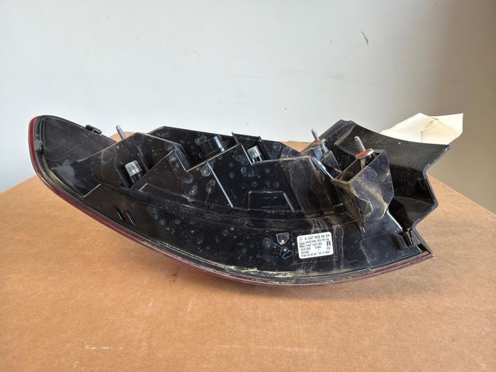 Luz trasera derecha Mercedes GLB-Klasse