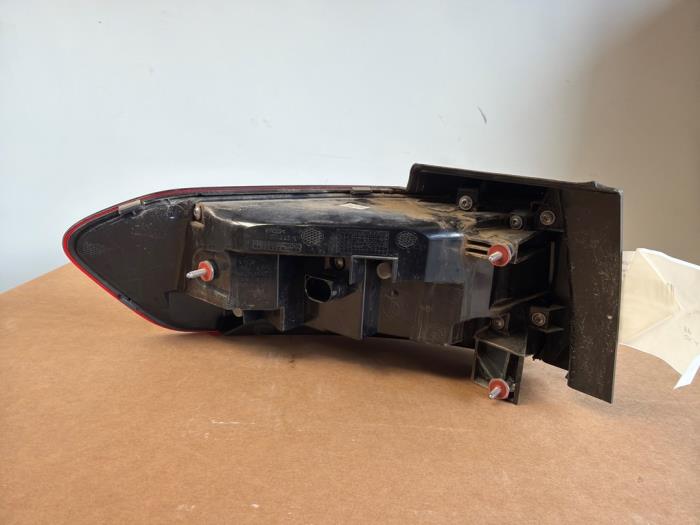 Luz trasera derecha Mercedes GLB-Klasse