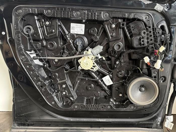 Puerta de 4 puertas izquierda delante Mercedes GLB-Klasse