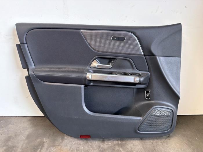 Portierbekleding 4Deurs links-voor Mercedes GLB-Klasse