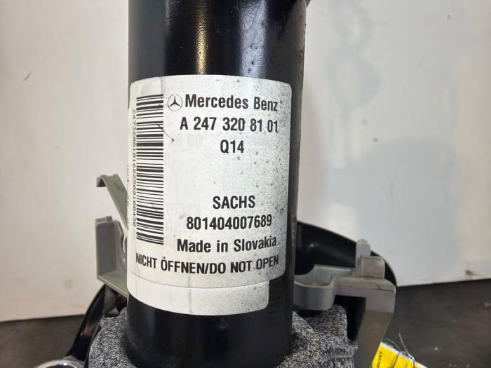 Sworzen lewy przód Mercedes GLA