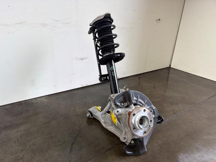 Fusee links-voor Mercedes CLA