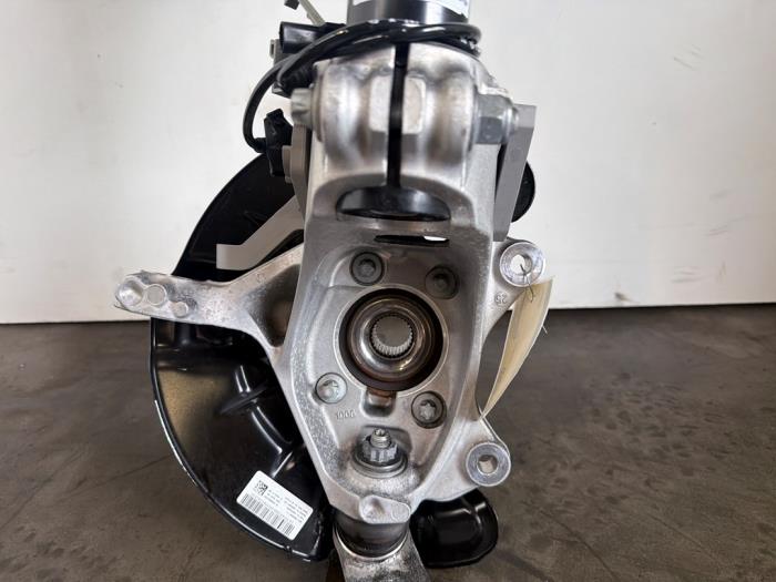Knuckle, front left Mercedes EQB
