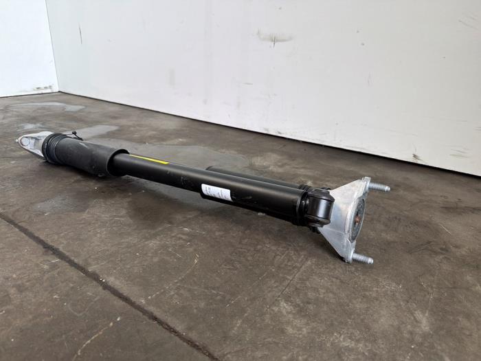Kit amortisseur Mercedes EQB