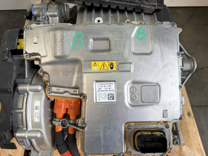 Pinza de freno derecha delante Mercedes EQB