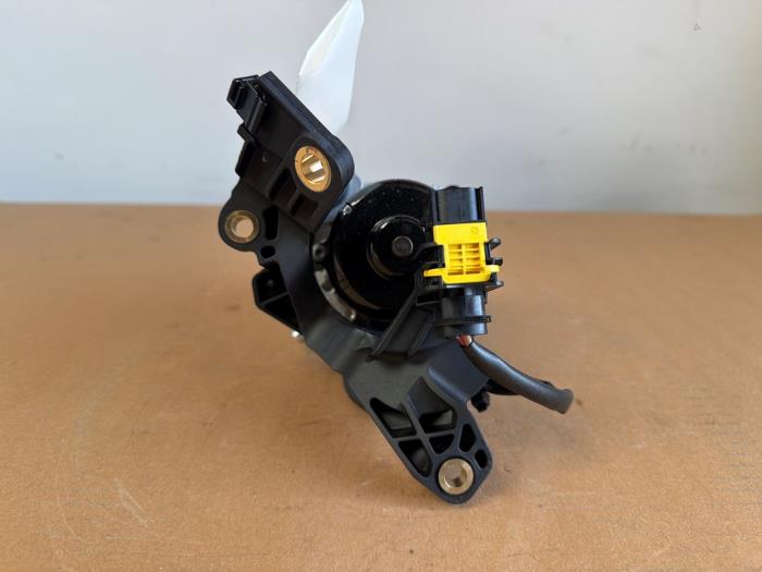 Varios Mercedes EQB