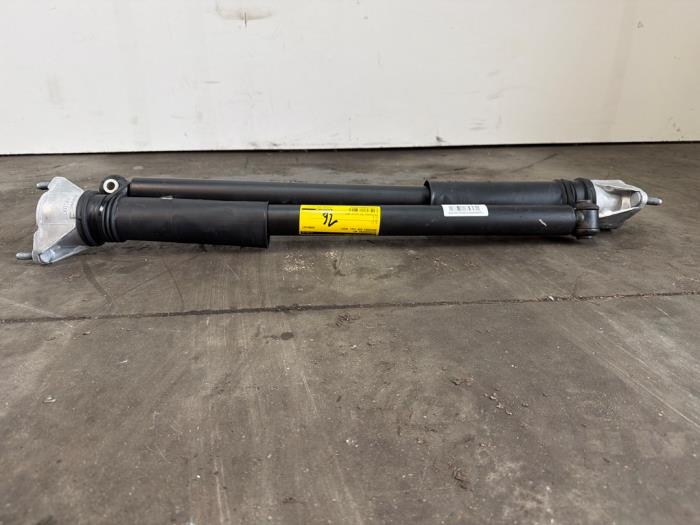 Shock absorber kit Mercedes EQA