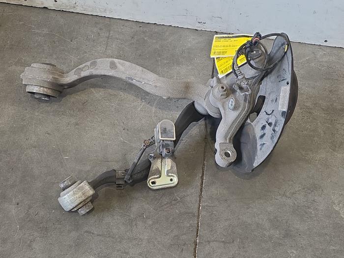Achsschenkel links vorne Mercedes E-Klasse