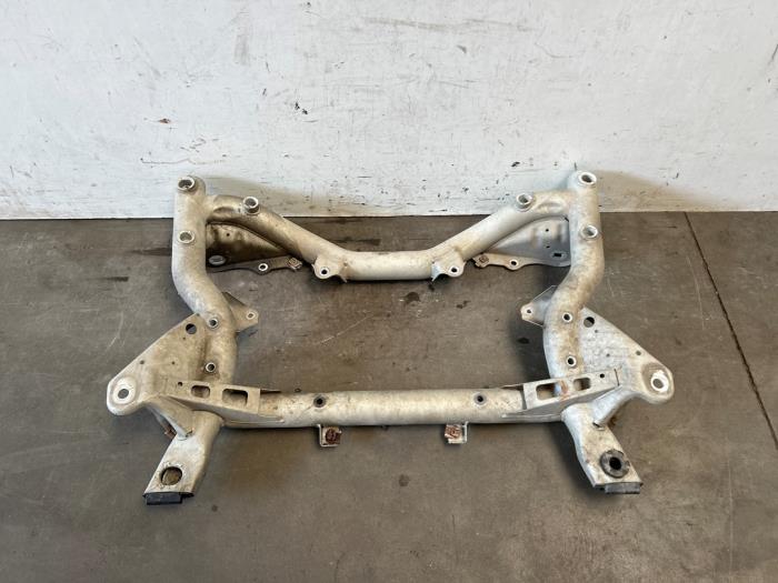 Subframe Mercedes E-Klasse