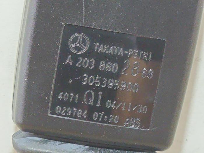 Wtyk pasa bezpieczenstwa prawy tyl Mercedes CLK