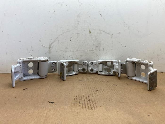 Tailgate hinge Mercedes Sprinter