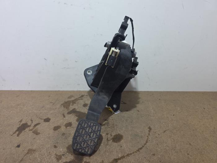 Pedal sprzegla Mercedes B-Klasse
