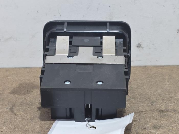 Parking brake switch Mercedes B-Klasse
