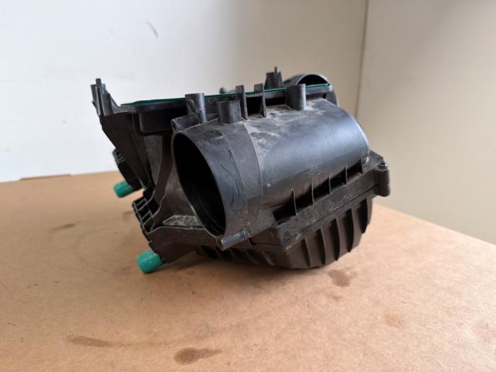 Cuerpo de filtro de aire Mercedes GLB-Klasse
