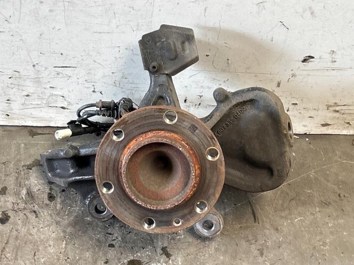 Fusee rechts-voor Mercedes Sprinter