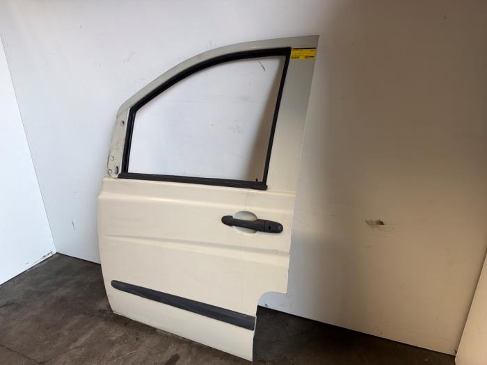 Door 2-door, left Mercedes Vito