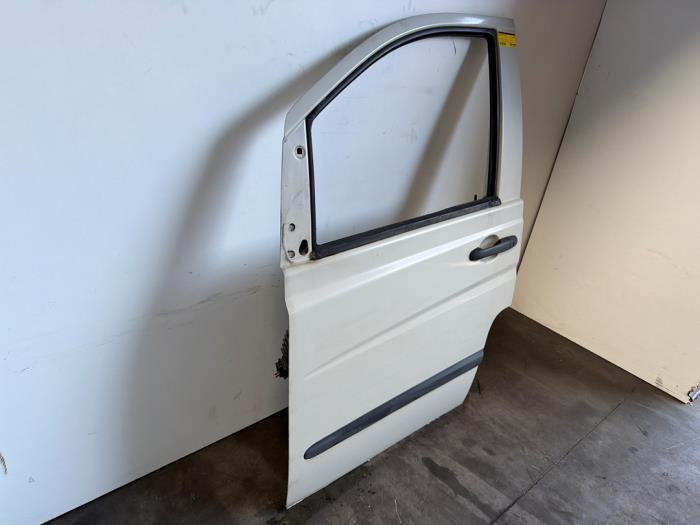 Door 2-door, left Mercedes Vito
