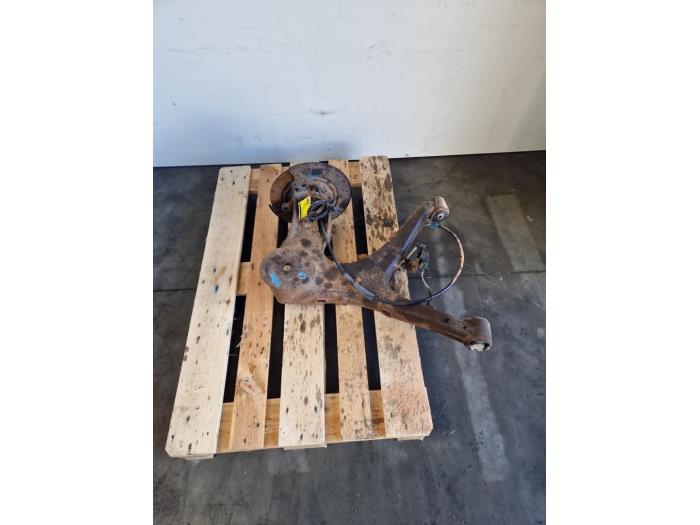 Knuckle, rear left Mercedes Vito