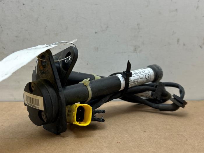 Popup Systeem Motorkap Mercedes C-Klasse
