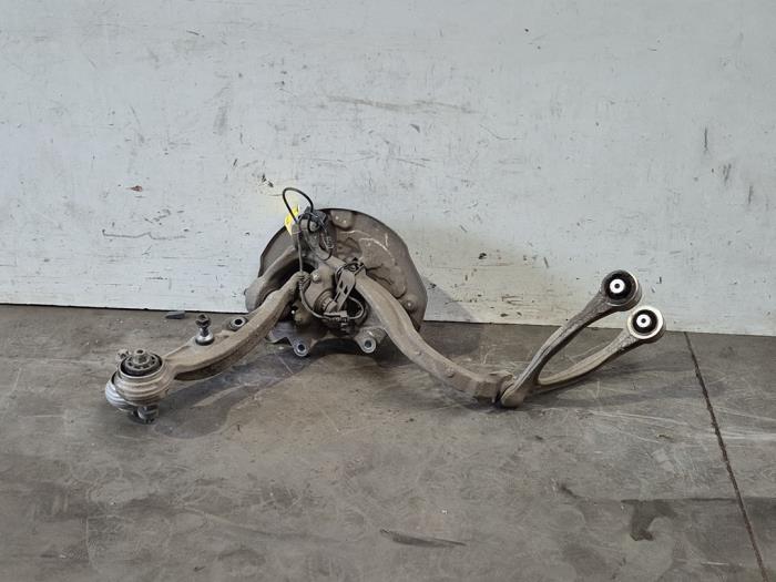 Knuckle, front right Mercedes C-Klasse