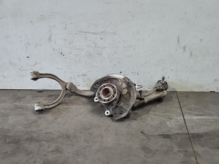 Fusee rechts-voor Mercedes C-Klasse