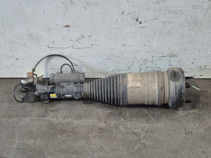 Fronts shock absorber, left Mercedes C-Klasse