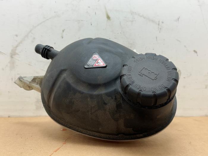 Expansion vessel Mercedes C-Klasse