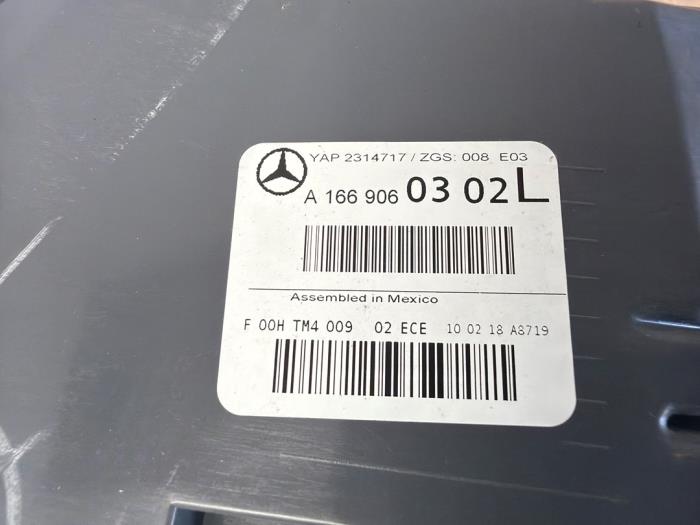 Feu arrière gauche Mercedes GL-KLASSE