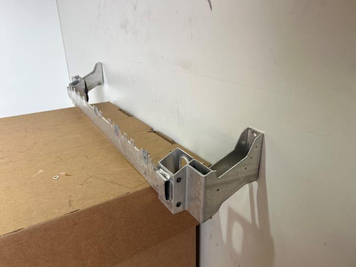 Barre radiateur Mercedes GLB-Klasse
