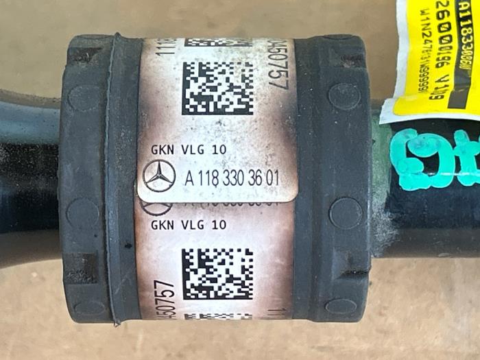 Eje de transmisión izquierda delante Mercedes GLB-Klasse