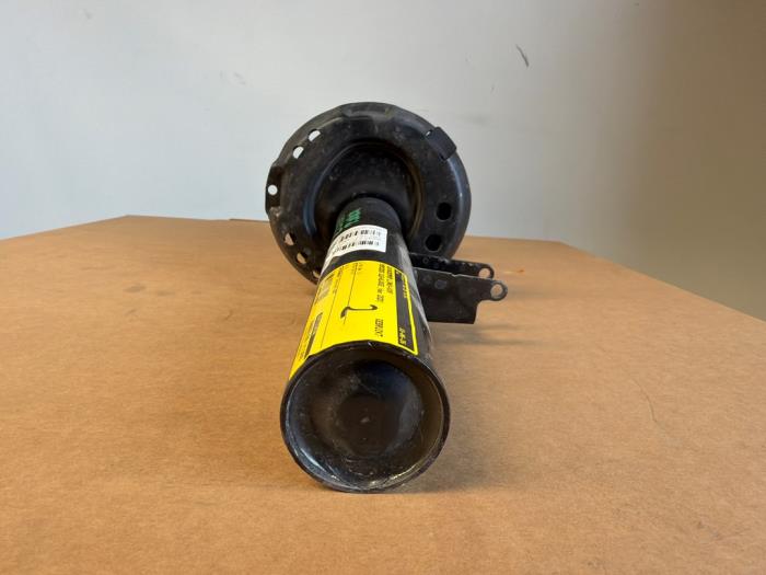 Fronts shock absorber, left Mercedes GLB-Klasse