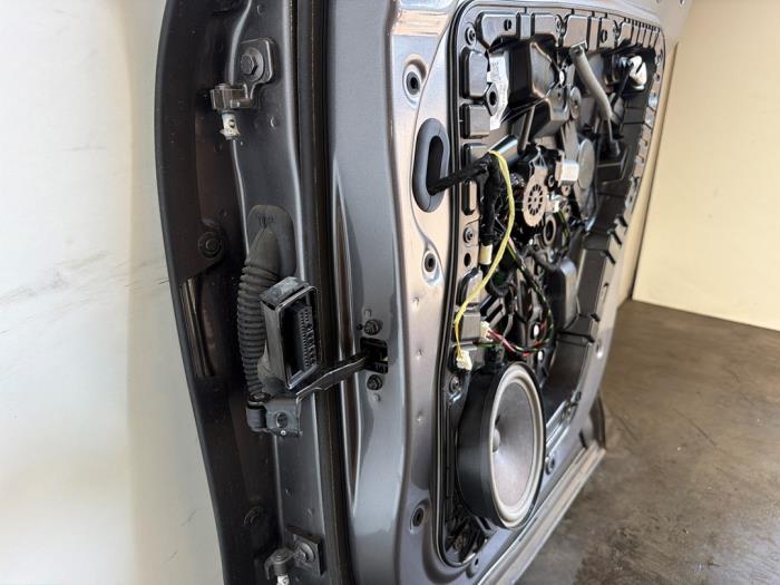 Puerta de 4 puertas derecha detrás Mercedes GLB-Klasse