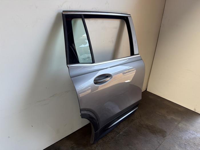 Puerta de 4 puertas derecha detrás Mercedes GLB-Klasse