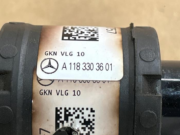 Arbre de transmission avant gauche Mercedes GLB-Klasse