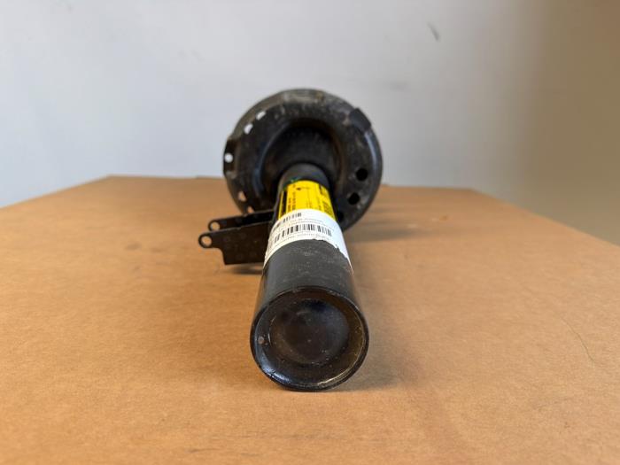 Fronts shock absorber, left Mercedes GLB-Klasse
