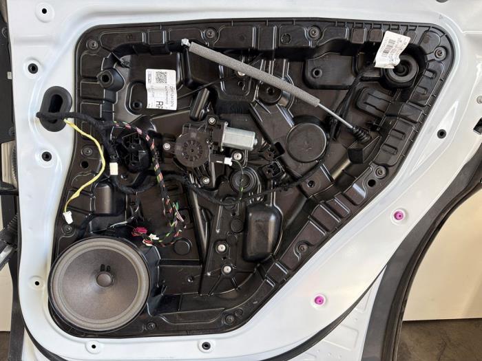 Portière 4portes arrière droite Mercedes GLB-Klasse