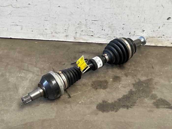 Eje de transmisión izquierda delante Mercedes CLA