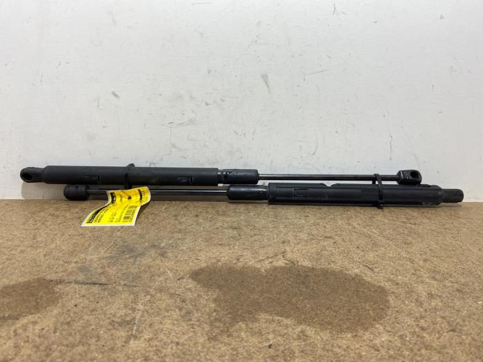 Set of bonnet gas struts Mercedes C-Klasse
