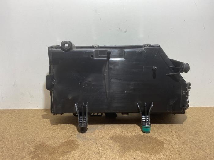 Boîtier filtre à air Mercedes C-Klasse