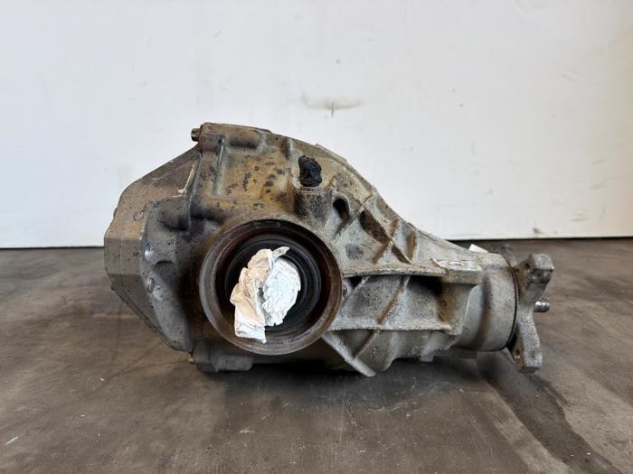 Differentieel achter Mercedes C-Klasse