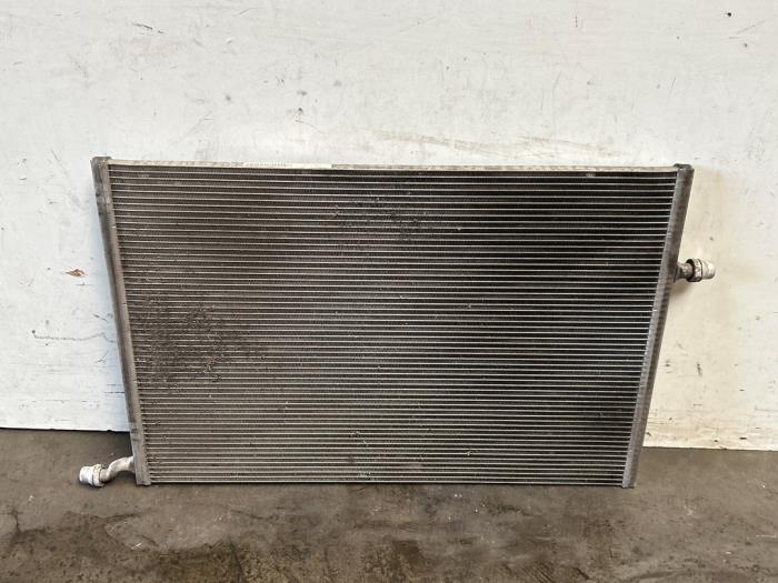 Chlodnica Mercedes C-Klasse