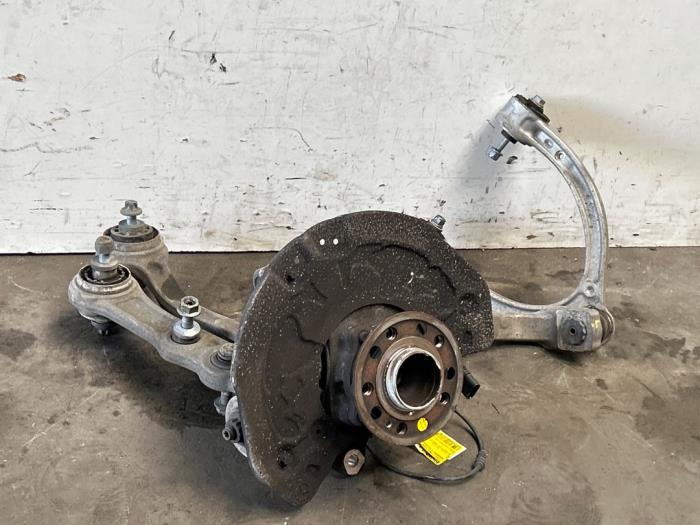 Achsschenkel links vorne Mercedes C-Klasse