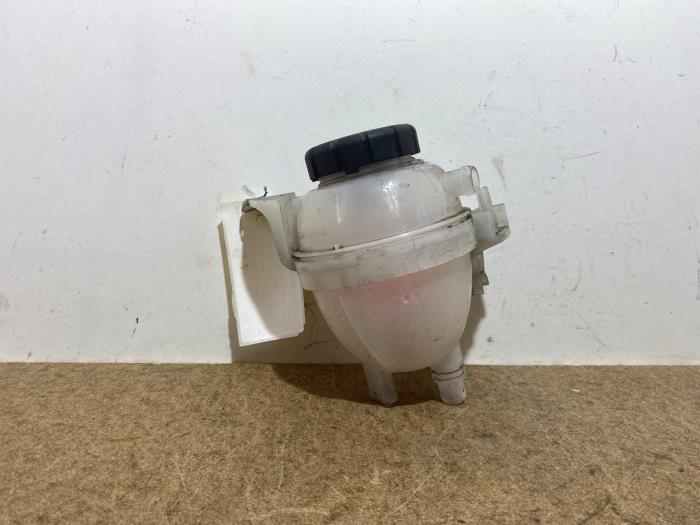 Expansion vessel Mercedes C-Klasse