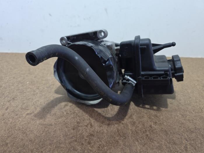Stuurbekrachtiging Pomp Mercedes Sprinter