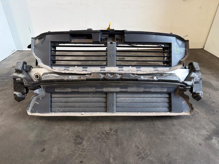Frontpaneel Mercedes GLB-Klasse