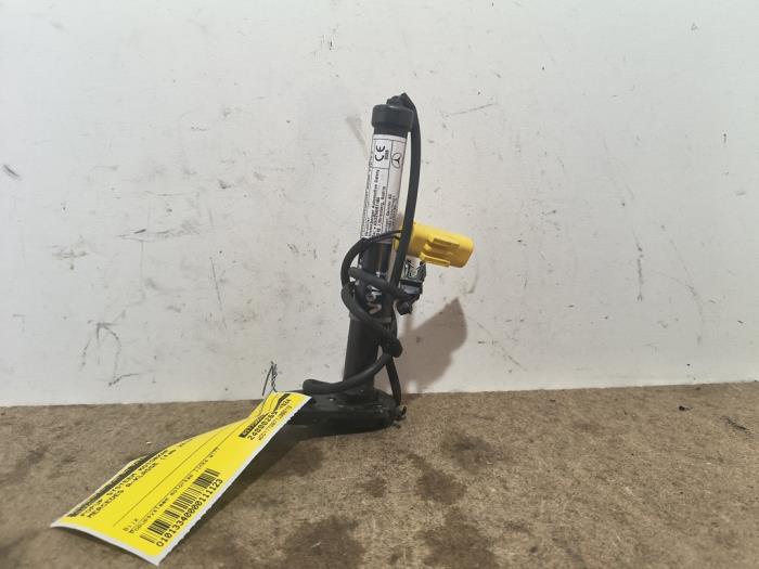 Popup Systeem Motorkap Mercedes A-Klasse