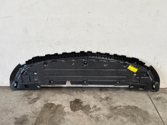 Bumper onderplaat Mercedes CLA