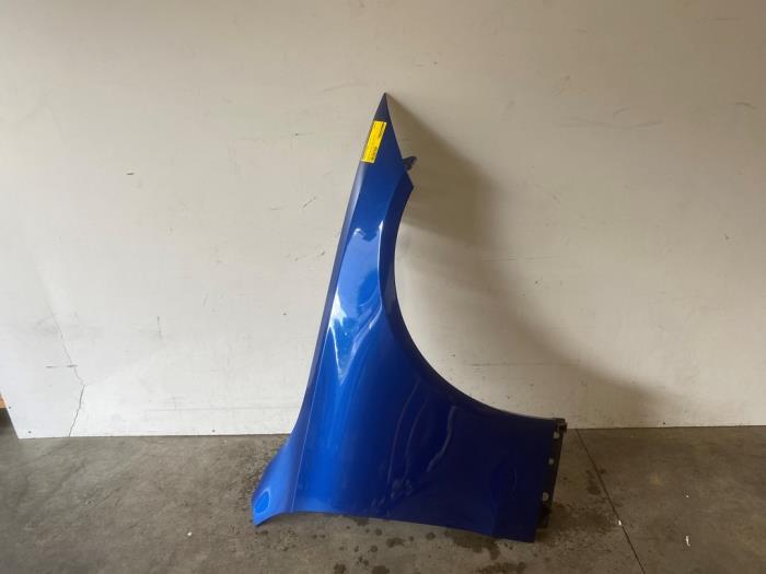 Front wing, right Mercedes C-Klasse