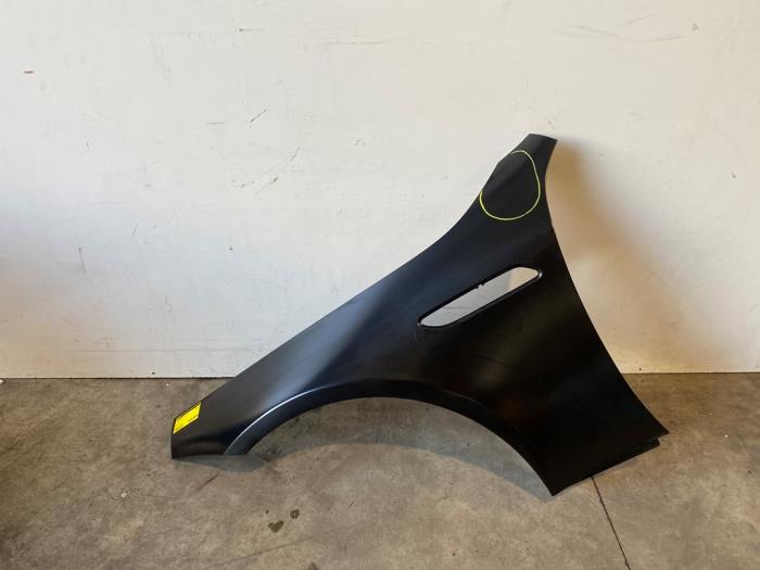 Scherm links-voor Mercedes AMG GT