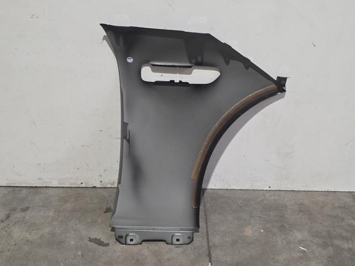 Front wing, left Mercedes EQE
